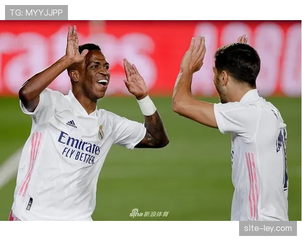 库尔图瓦伤缺，卢宁将担任皇马对阵马略卡首发门将